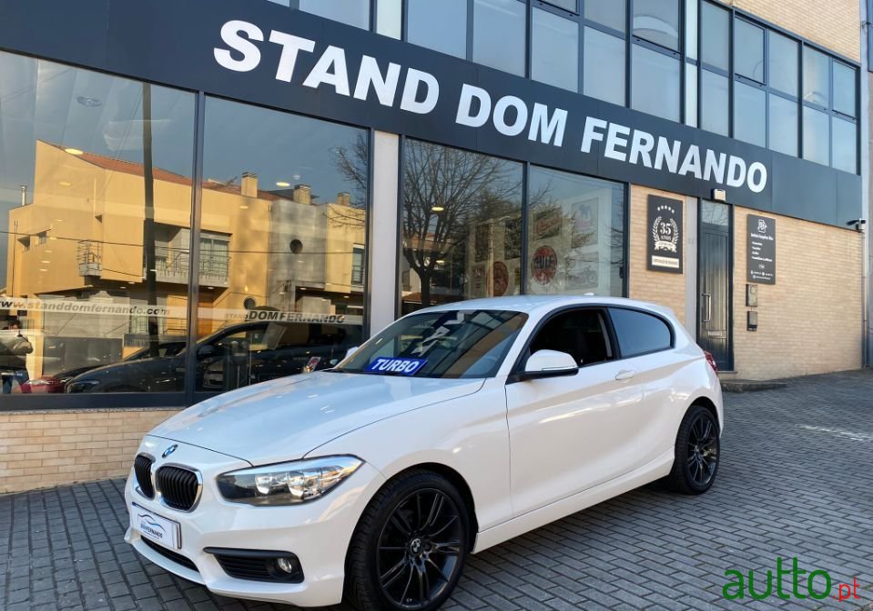 2015' BMW 118 photo #1