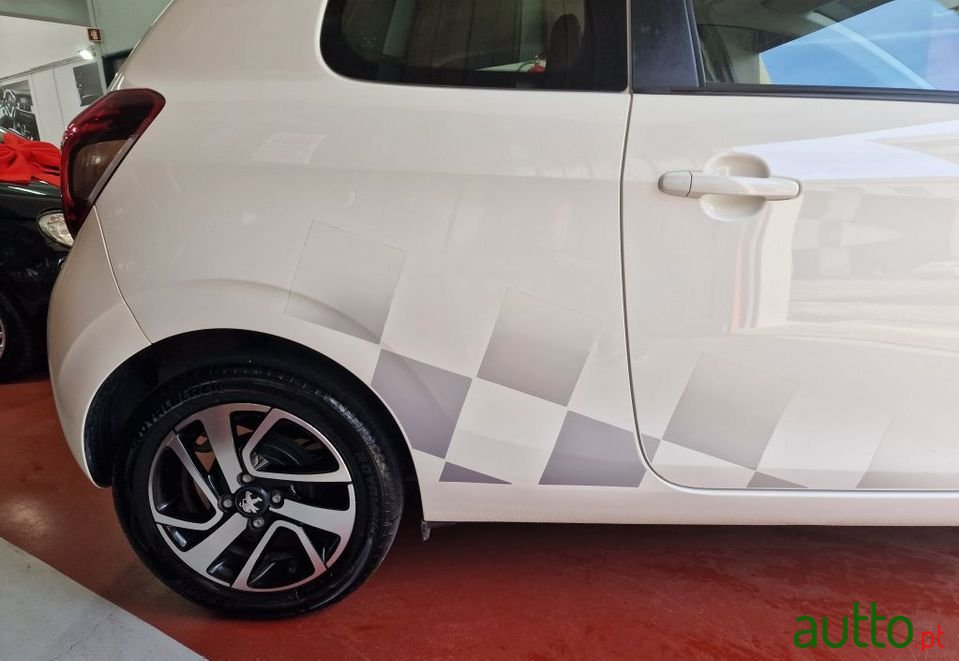 2014' Peugeot 108 photo #3