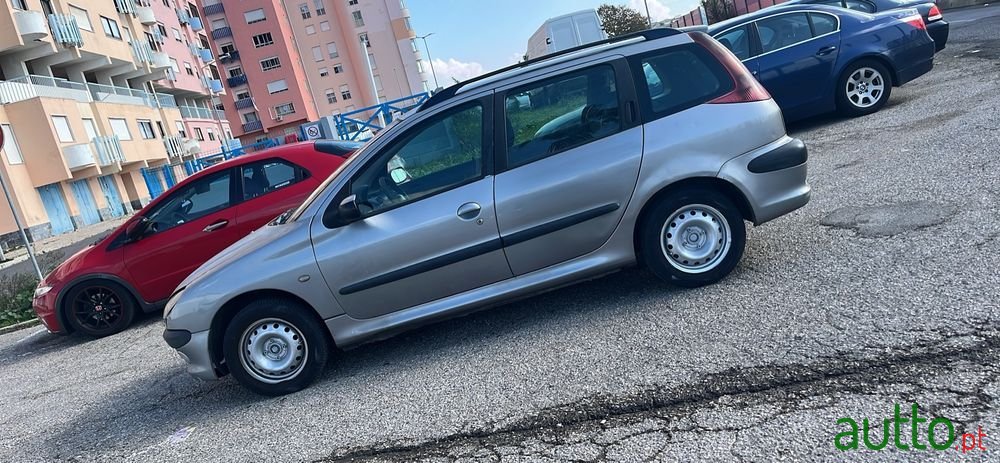 2004' Peugeot 206 Sw photo #5