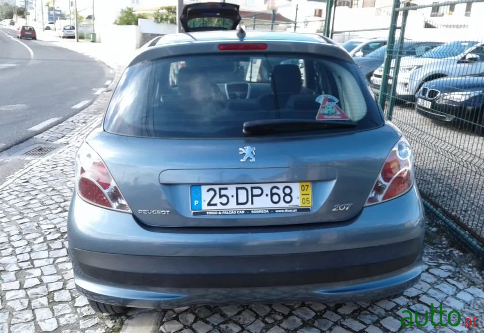 2007' Peugeot 207 photo #3