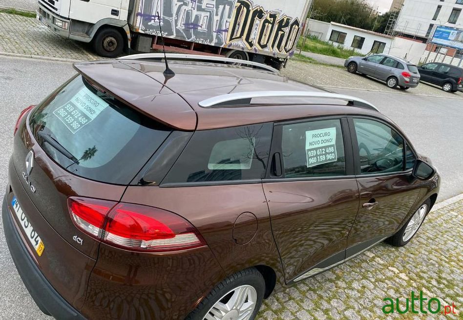 2014' Renault Clio Sport Tourer photo #4