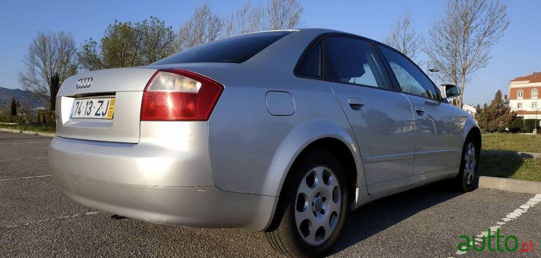 2013' Audi A4 photo #1