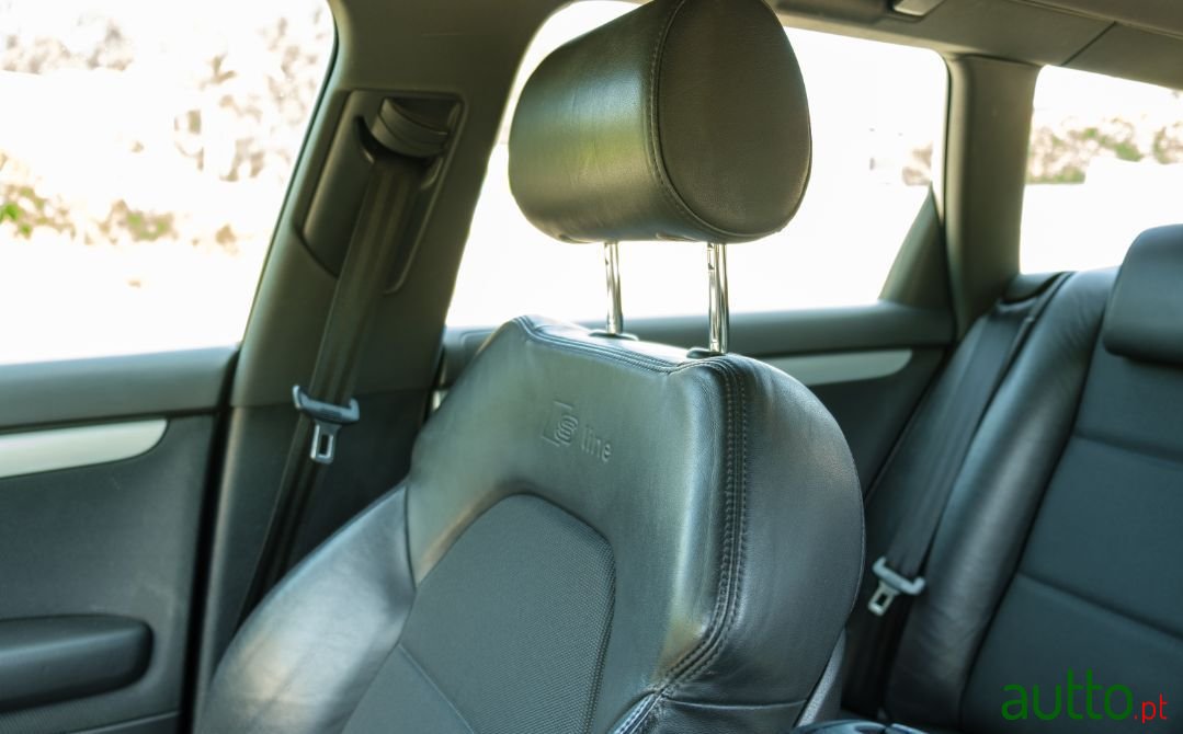 2006' Audi A4 Avant photo #6