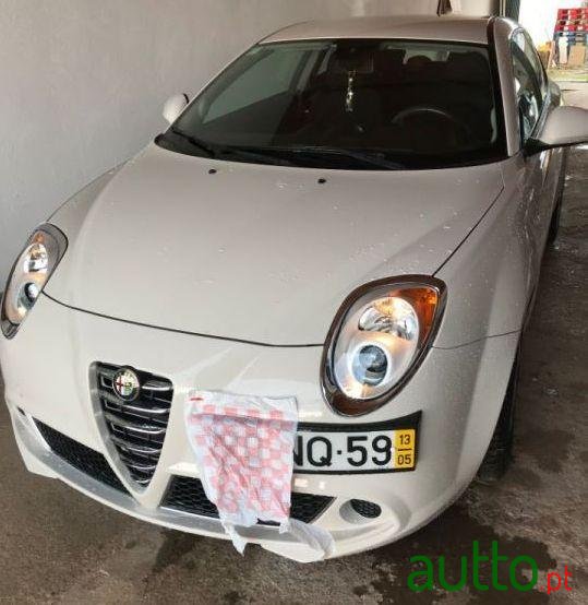 2015' Alfa Romeo MiTo photo #3