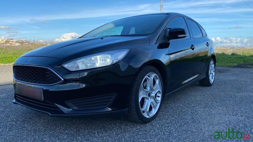 2016' Ford Focus photo #3