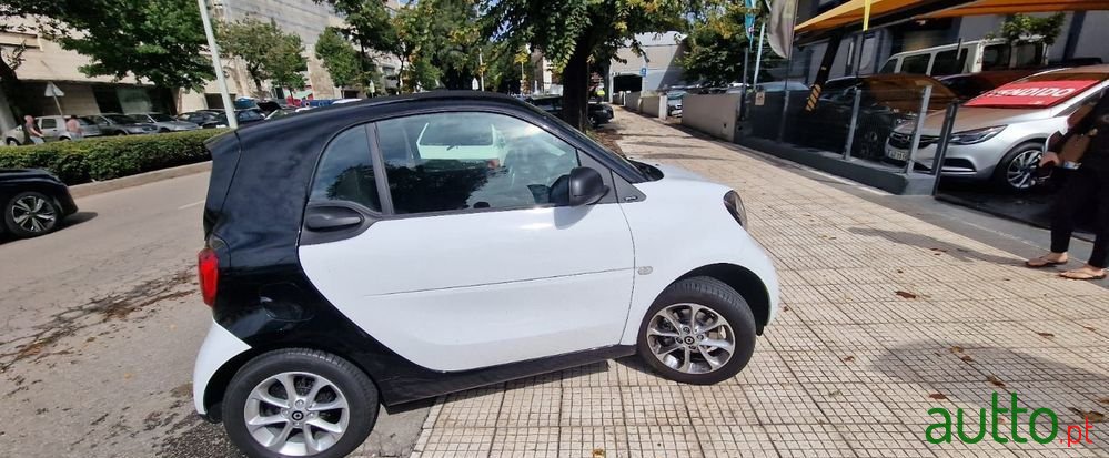 2017' Smart Fortwo photo #6