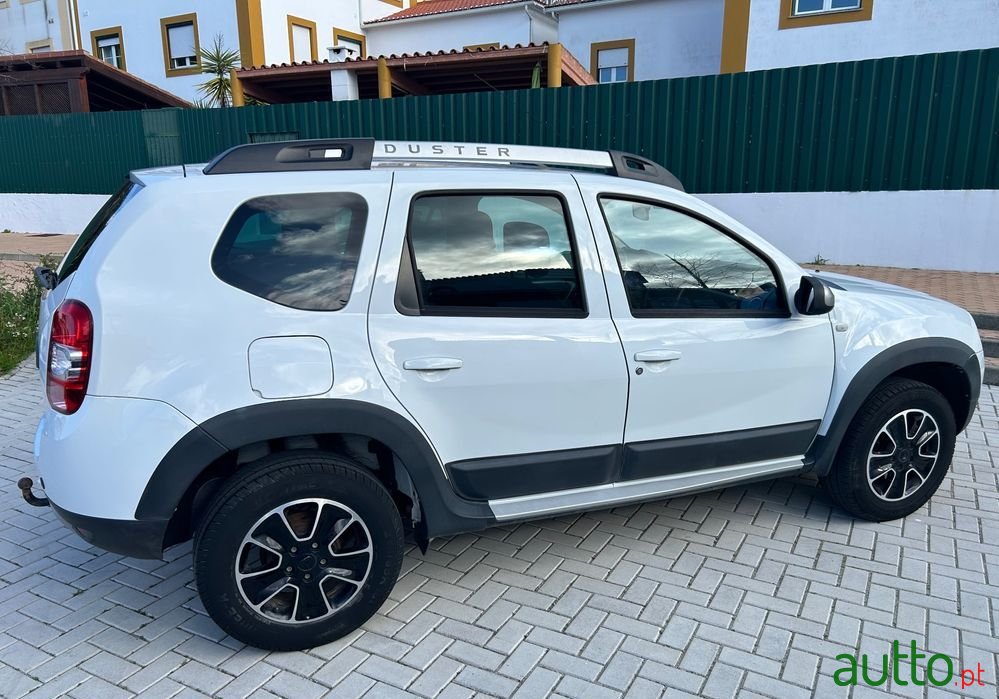 2016' Dacia Duster photo #2