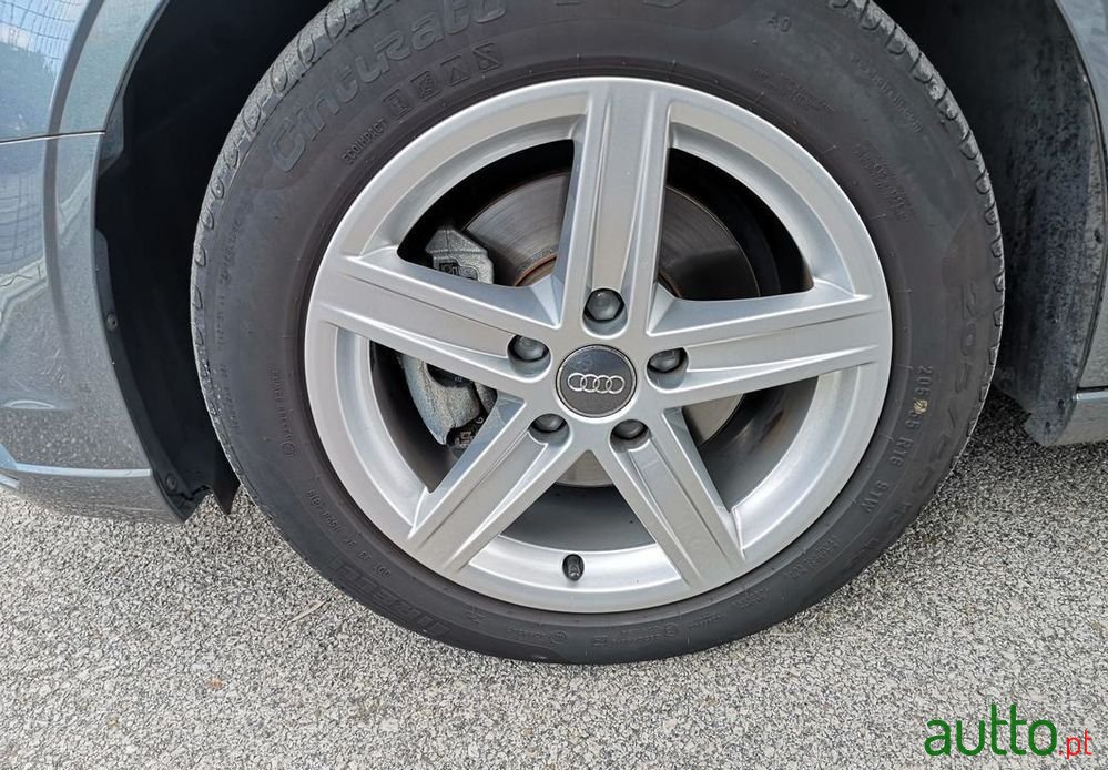 2017' Audi A3 Limousine photo #6