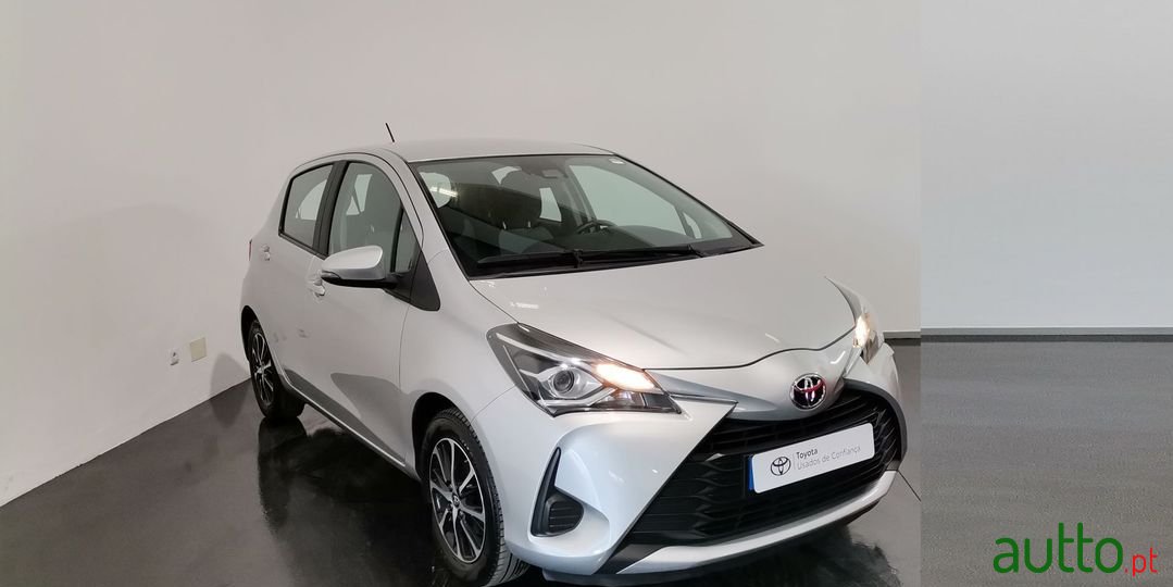 2020' Toyota Yaris photo #1