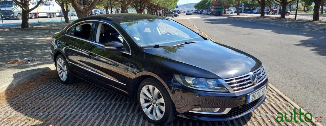 2013' Volkswagen CC photo #2