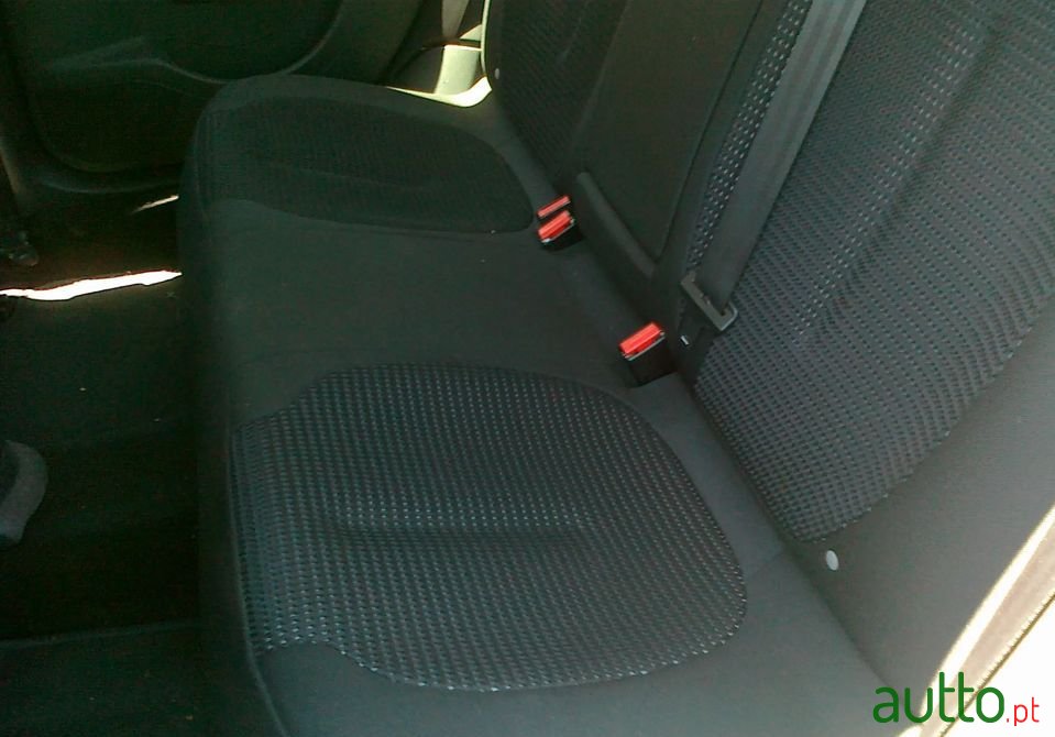 2009' Citroen C4 photo #4