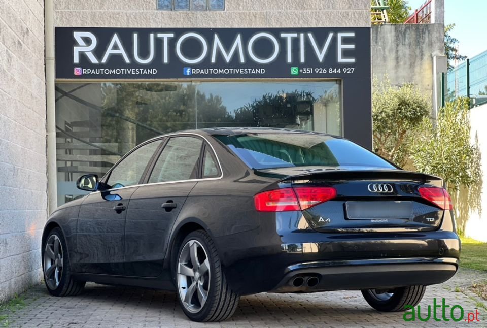 2012' Audi A4 photo #4