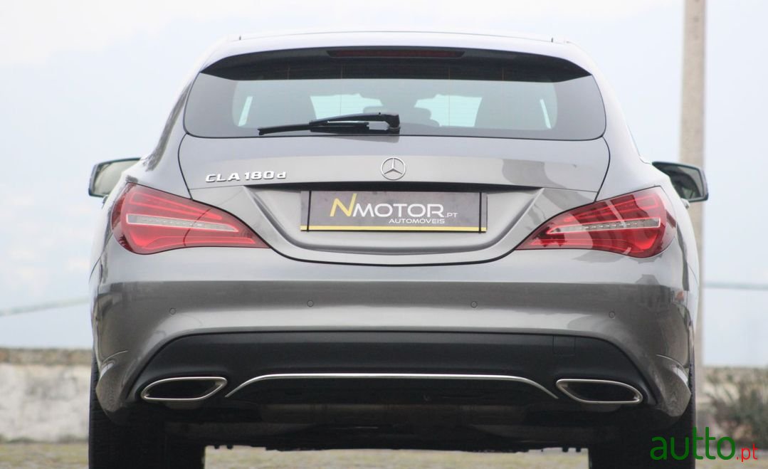 2017' Mercedes-Benz Cla-180 photo #4