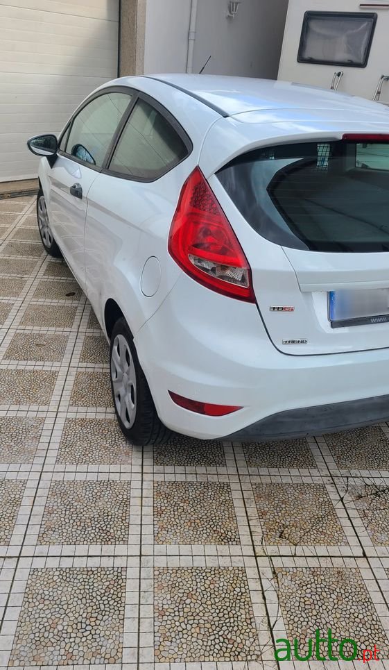 2011' Ford Fiesta 1.4 Tdci Trend photo #6
