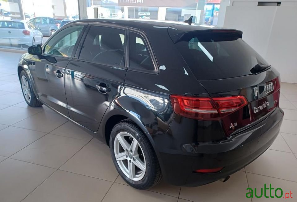 2018' Audi A3 Sportback photo #3