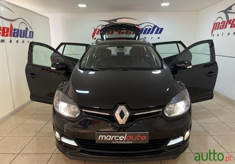 2016' Renault Megane Sport Tourer photo #5