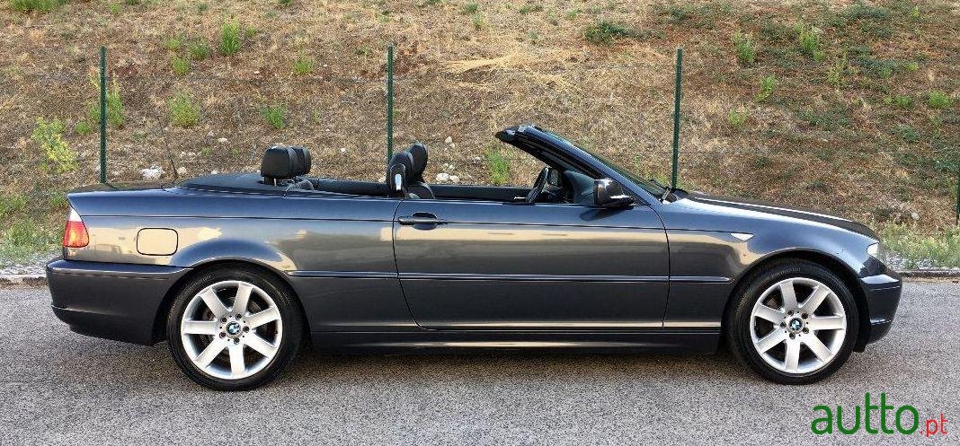 2006' BMW 320 Cd Cabrio photo #2