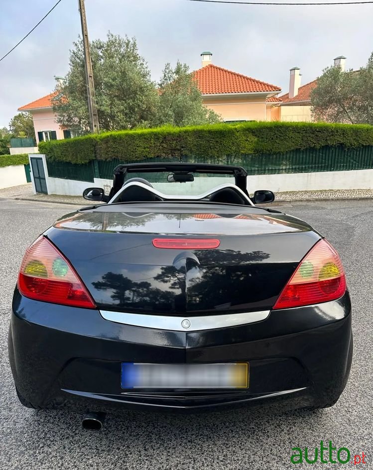 2005' Opel Tigra Twintop 1.3 Cdti photo #4