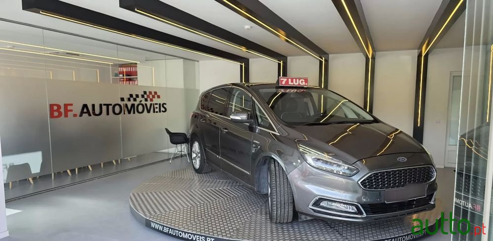 2017' Ford S-Max photo #6