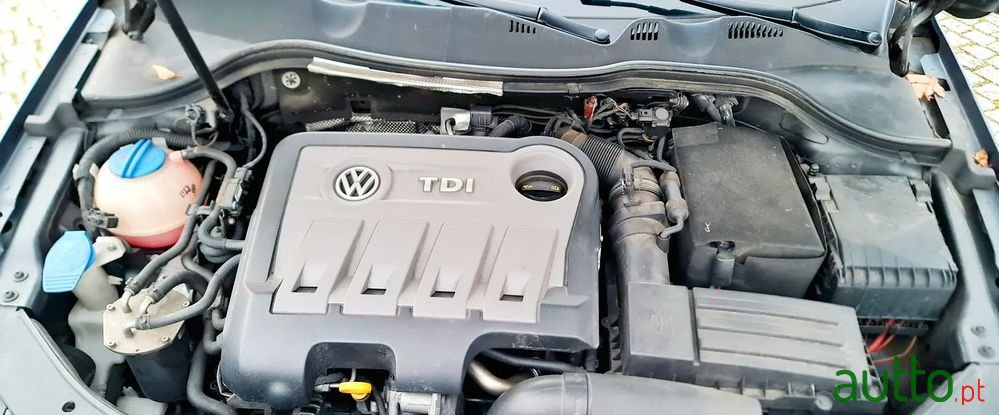 2014' Volkswagen Passat Variant photo #4