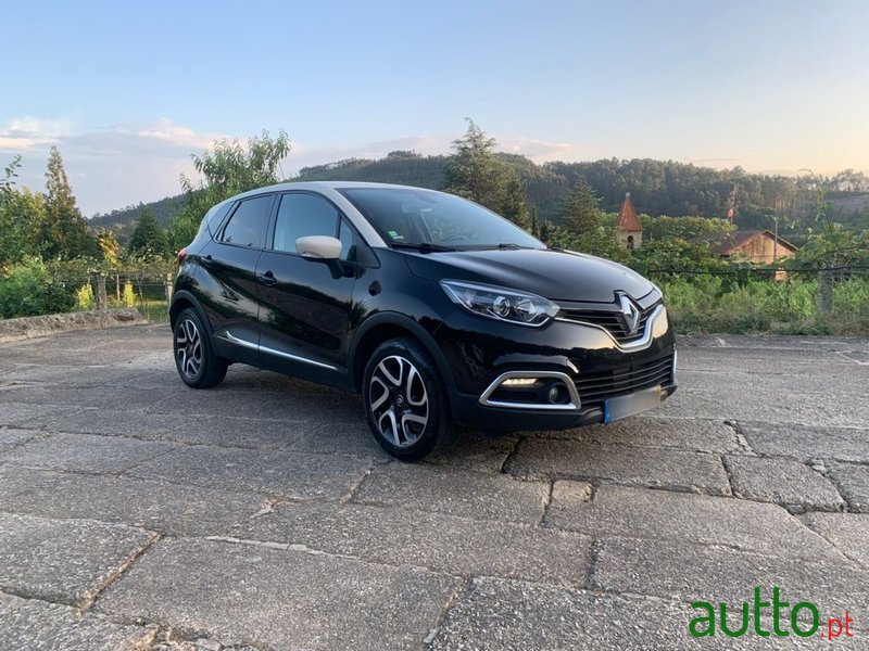 2016' Renault Captur photo #3