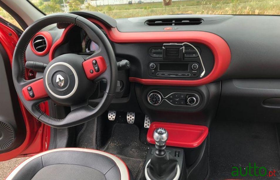 2016' Renault Twingo Ahb225 photo #1