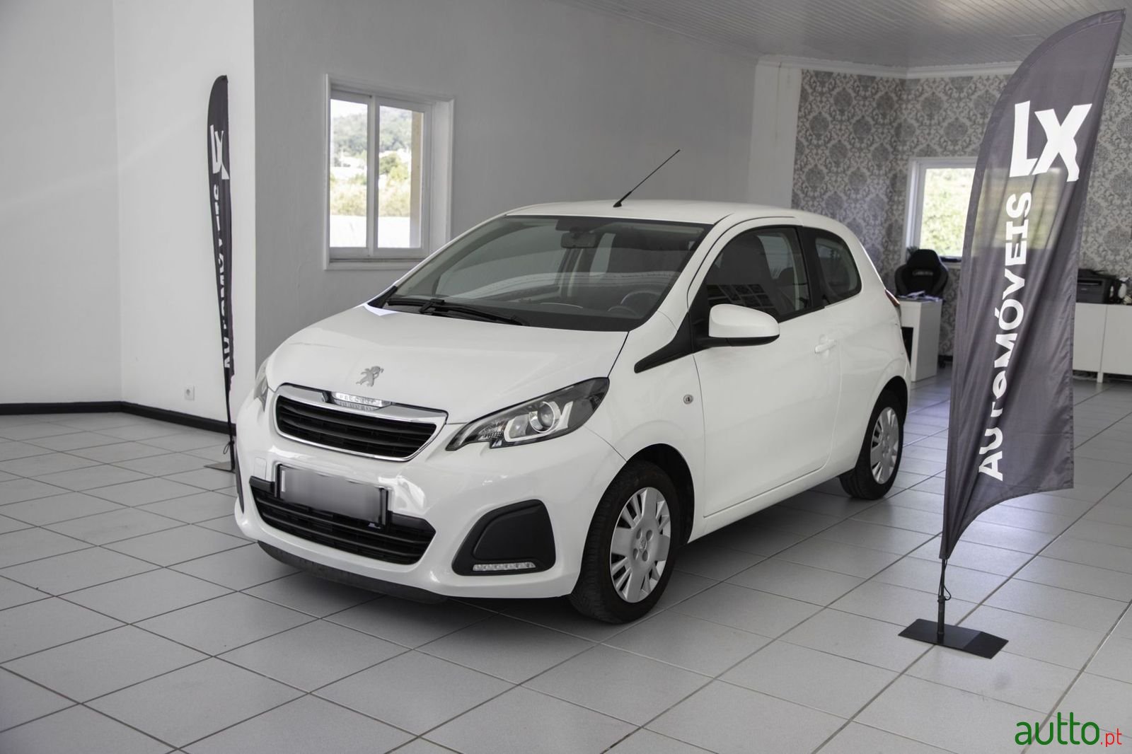 2015' Peugeot 108 photo #3