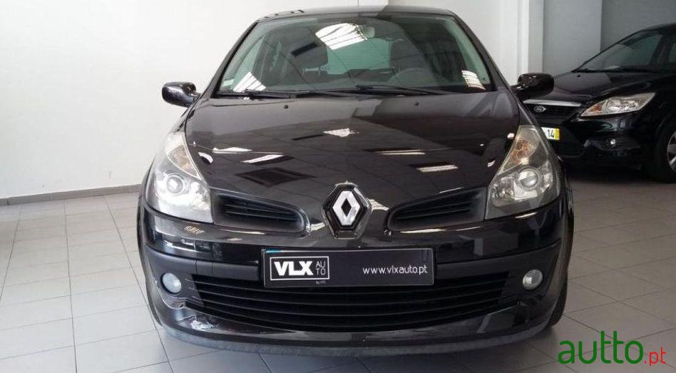 2007' Renault Clio photo #1