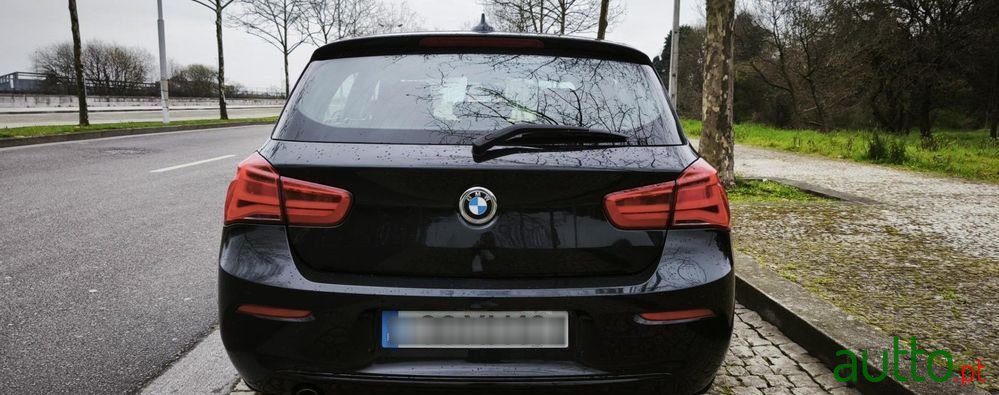 2019' BMW Série 1 D photo #3
