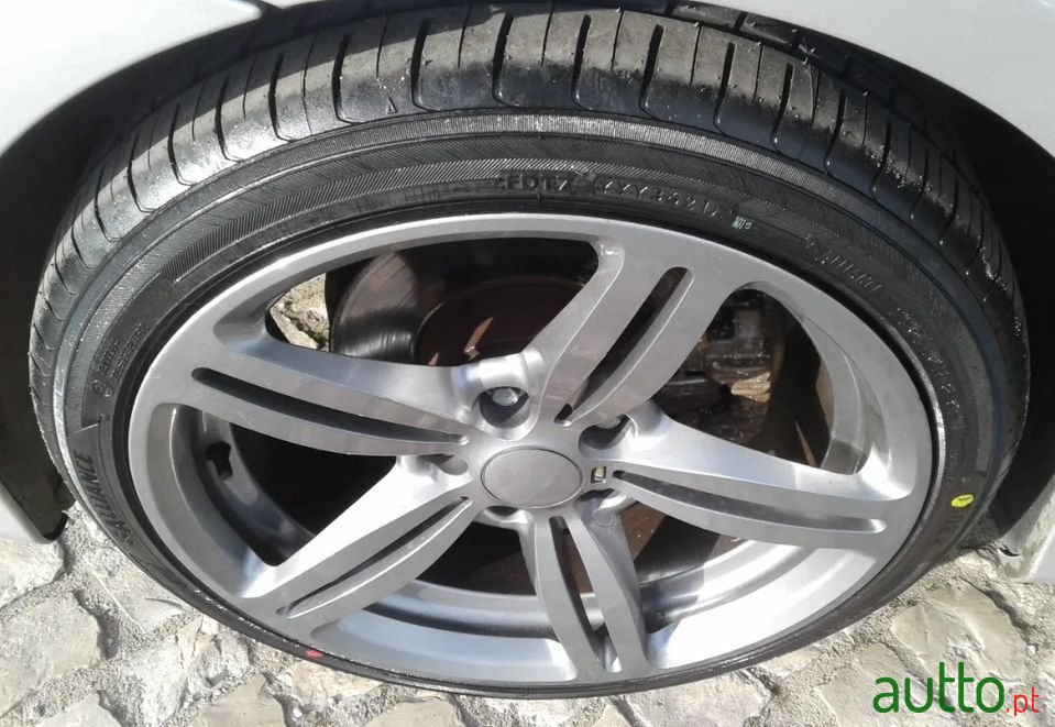 2006' BMW 320 photo #5