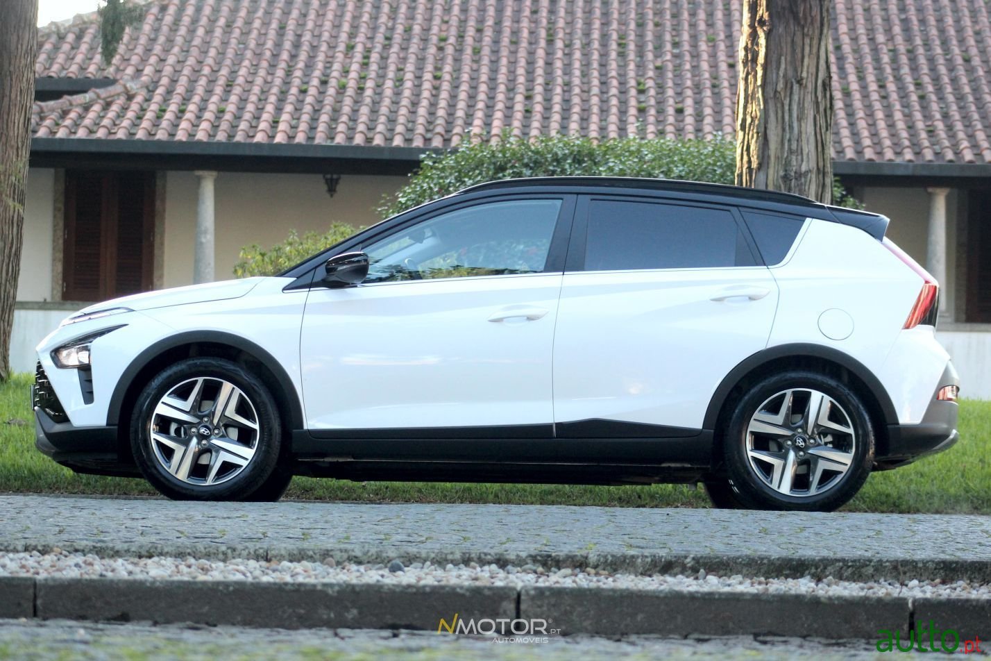 2022' Hyundai Bayon photo #3