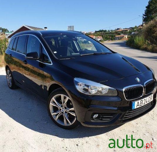 2017' BMW 216 Gran Tourer Ver-D photo #2