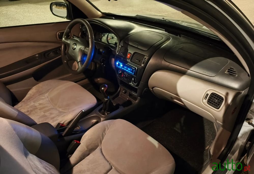 2000' Nissan Almera 2.2 Di Elegance photo #5