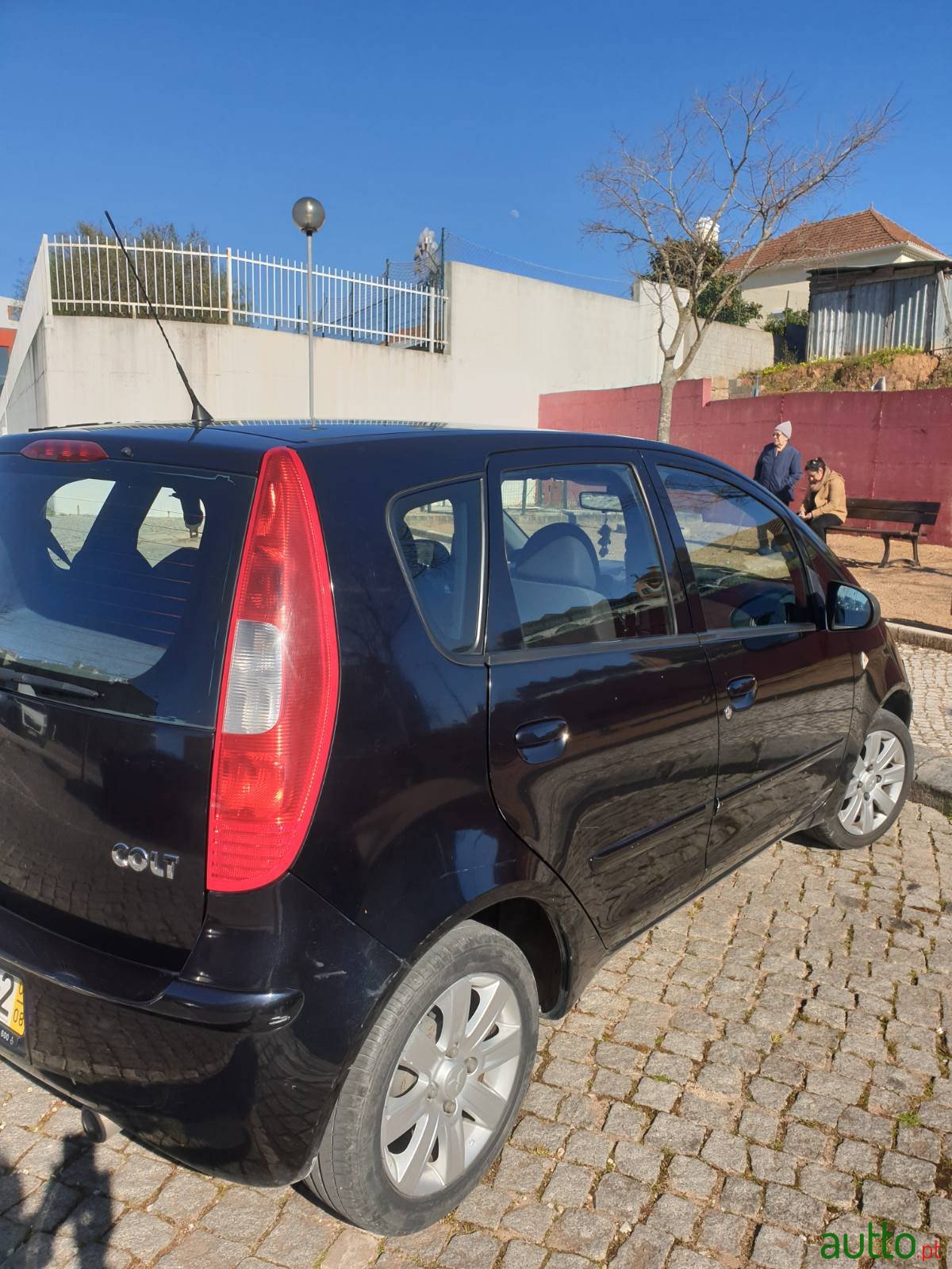 2007' Mitsubishi Colt photo #5