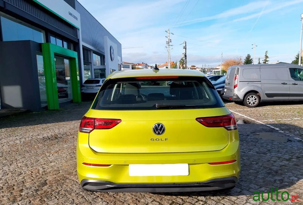 2024' Volkswagen Golf 1.0 Tsi Life photo #5