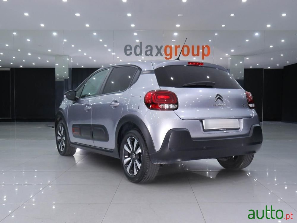 2020' Citroen C3 1.2 Puretech Shine photo #5