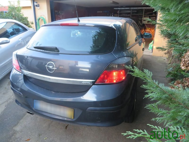 2008' Opel Astra Gtc 1.7 Cdti photo #6