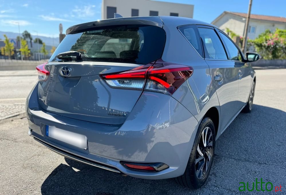 2018' Toyota Auris photo #4