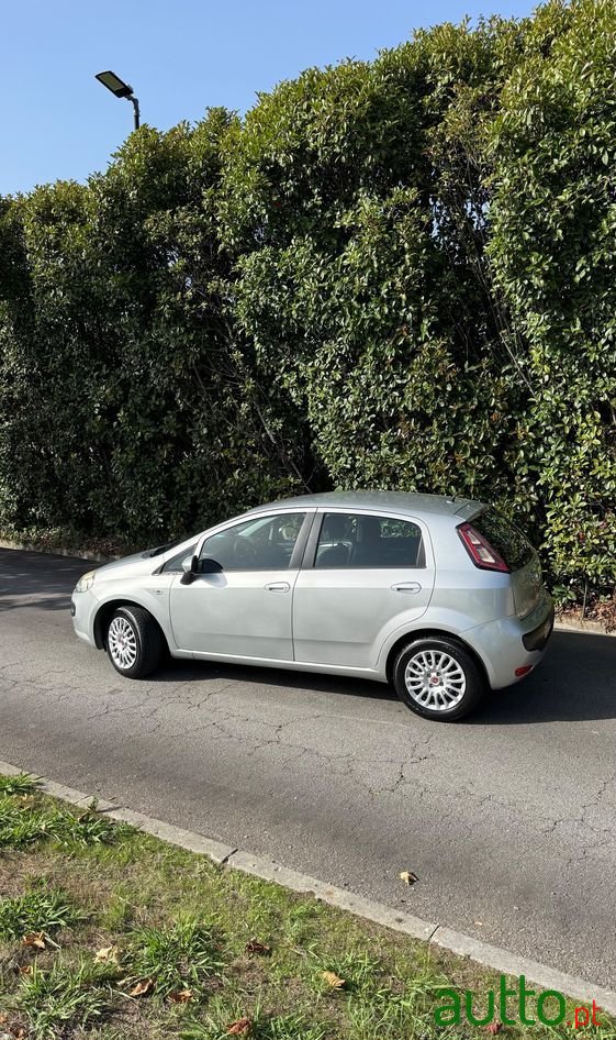 2011' Fiat Punto Evo 1.3 M-Jet Dynamic Style photo #5