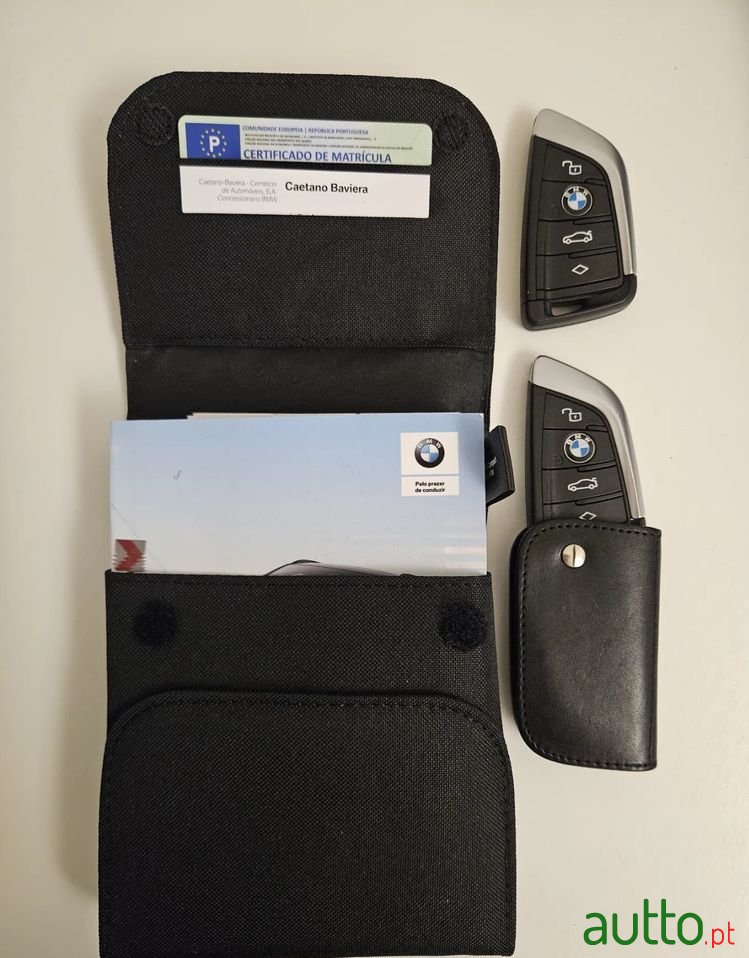 2021' BMW Série 3 D Touring photo #2