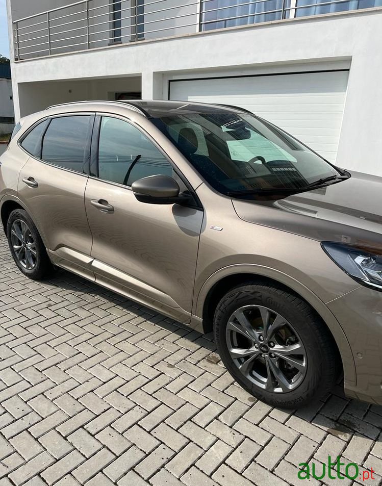 2020' Ford Kuga St-Line photo #1