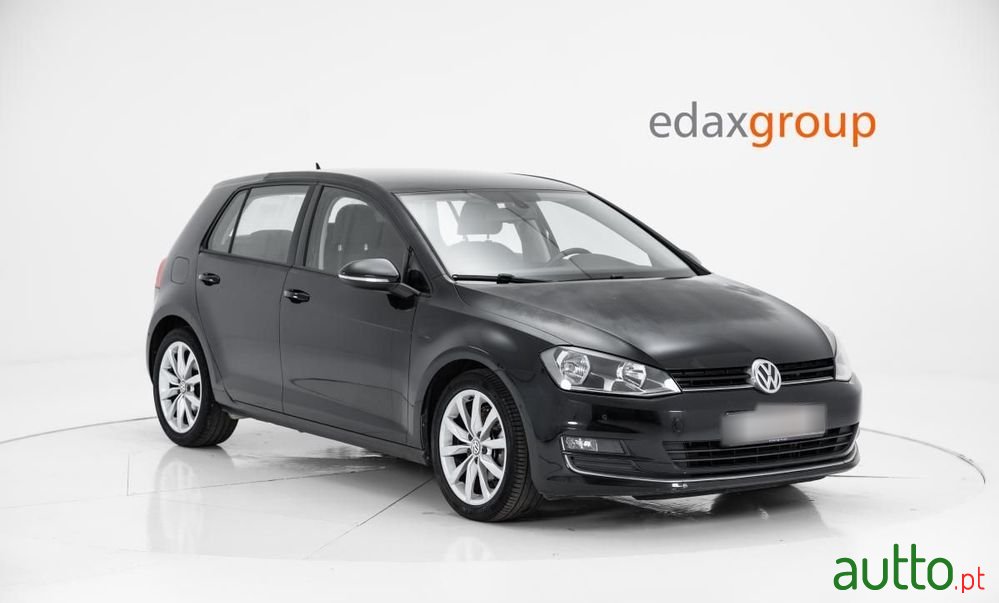 2015' Volkswagen Golf photo #1