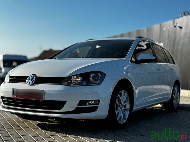 2016' Volkswagen Golf Variant photo #3