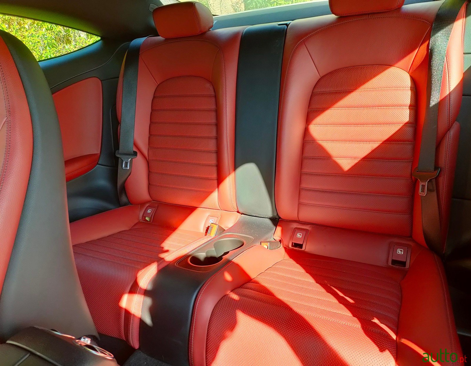 2016' Mercedes-Benz C 250 photo #4