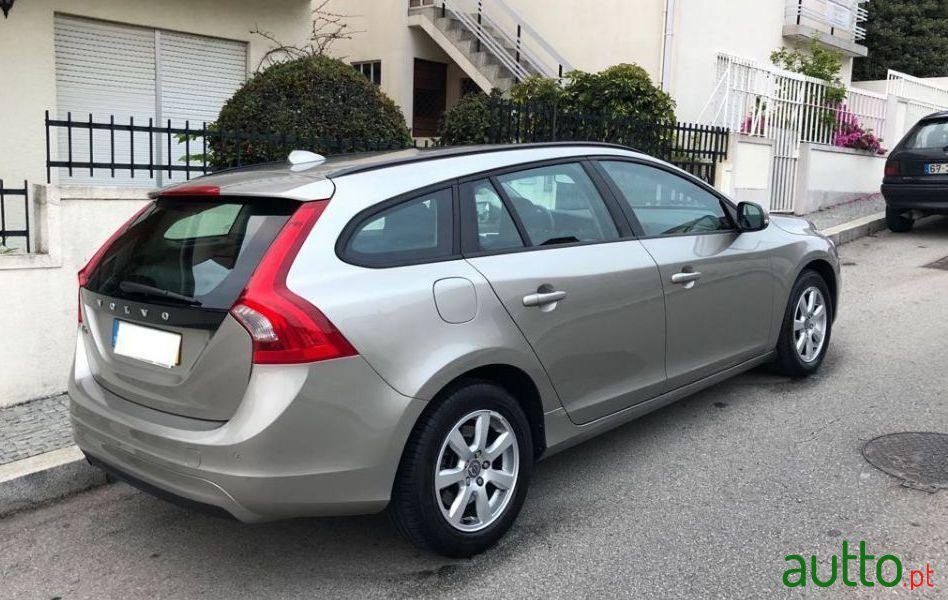 2013' Volvo V60 photo #5