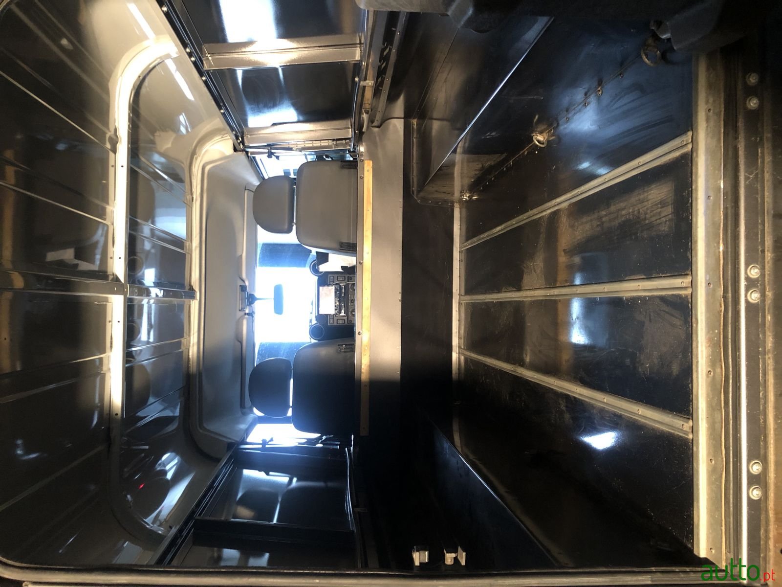 2014' Land Rover Defender 110 photo #2