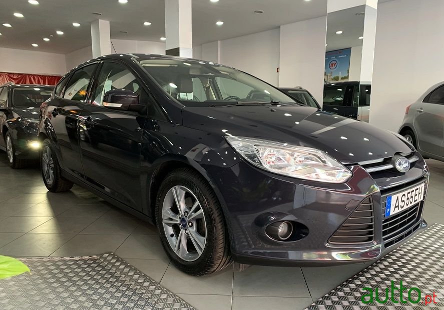 2013' Ford Focus photo #3