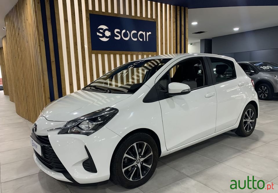 2019' Toyota Yaris photo #1