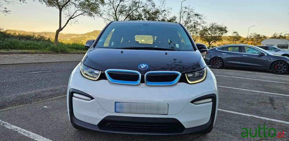 2018' BMW Série I (94 Ah) photo #3