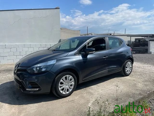 2018' Renault Clio photo #5